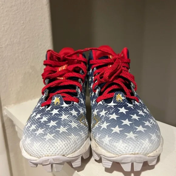 Under Armour Kids' Spotlight Franchise USA Football Cleats 3025856 100 Size 4.5Y - Picture 7 of 11